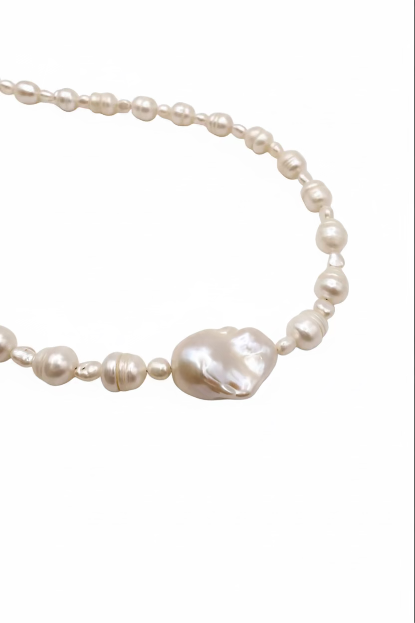 Mari Baroque Pearl Necklace
