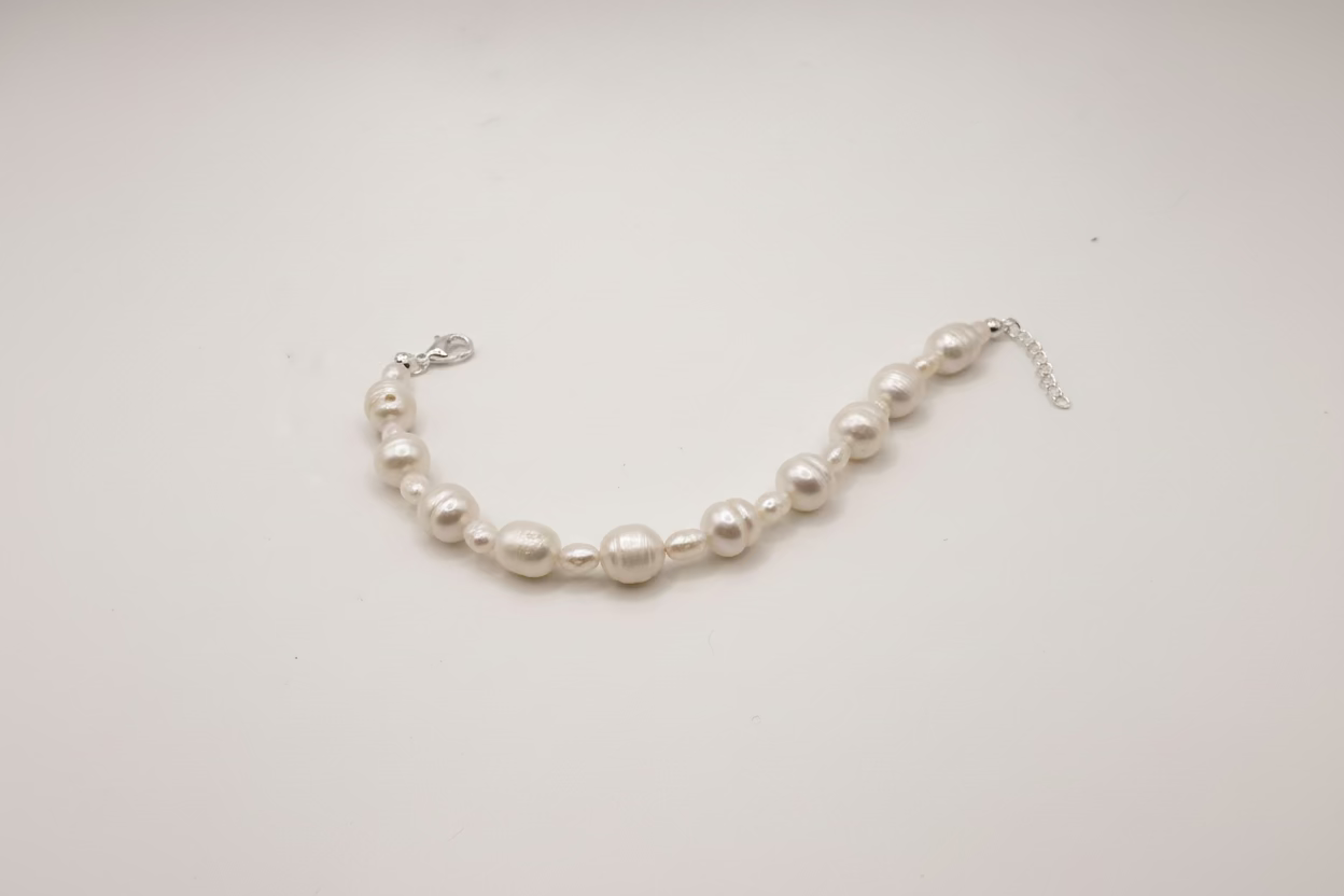 Eclipse Pearl Bracelet